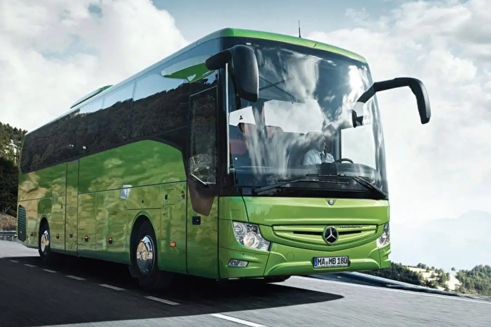 Party Bus Insurance vs. Charter Bus Insurance: Which Do You Need?